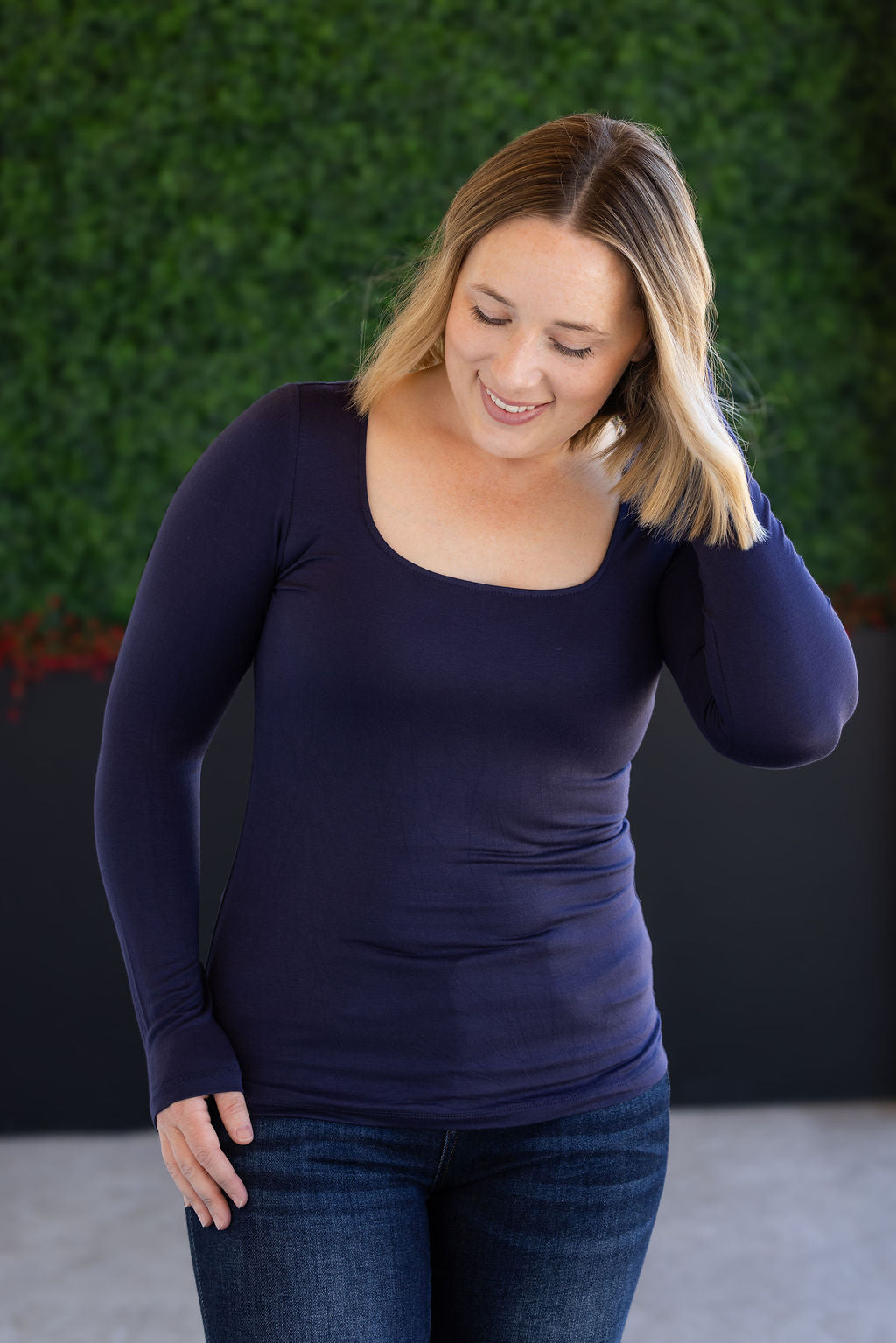 Alyssa Long Sleeve Top in Navy