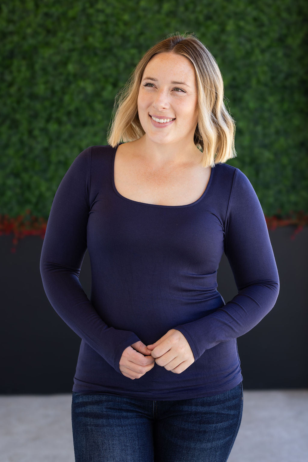 Alyssa Long Sleeve Top in Navy