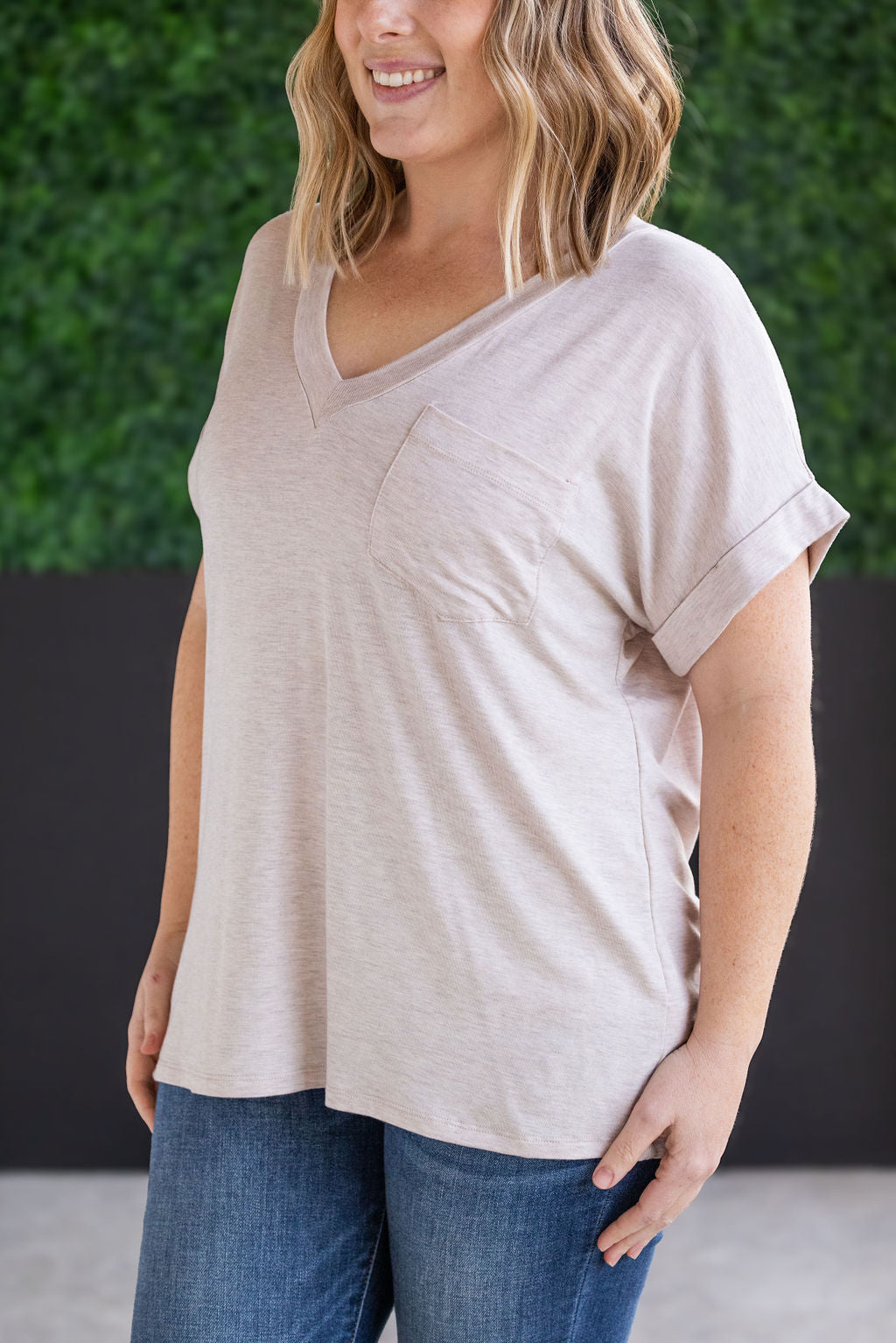 Sierra Pocket Top in Oatmeal