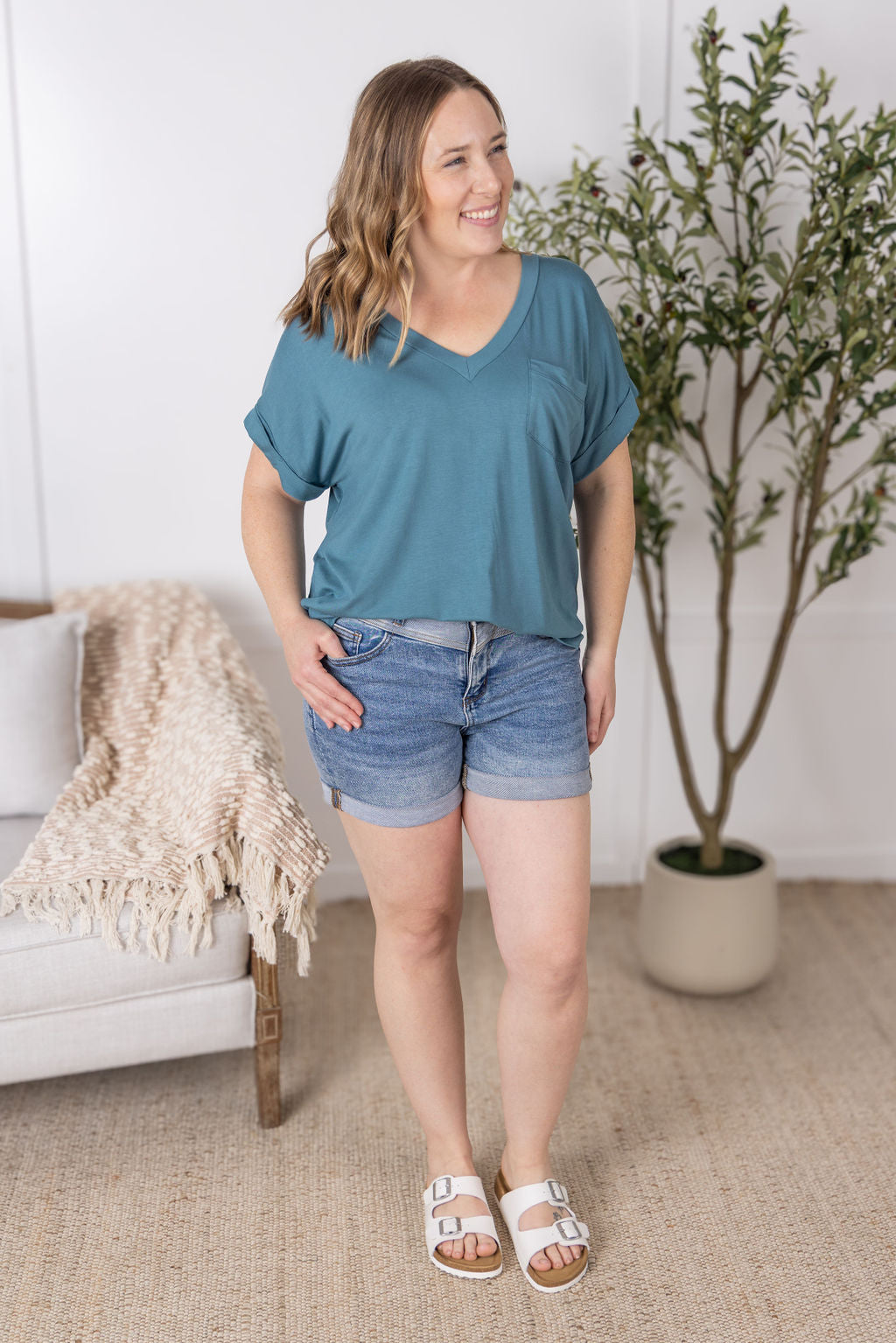 Sierra Pocket Top in Light Teal