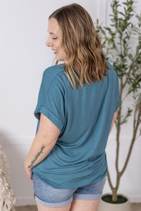 Sierra Pocket Top in Light Teal