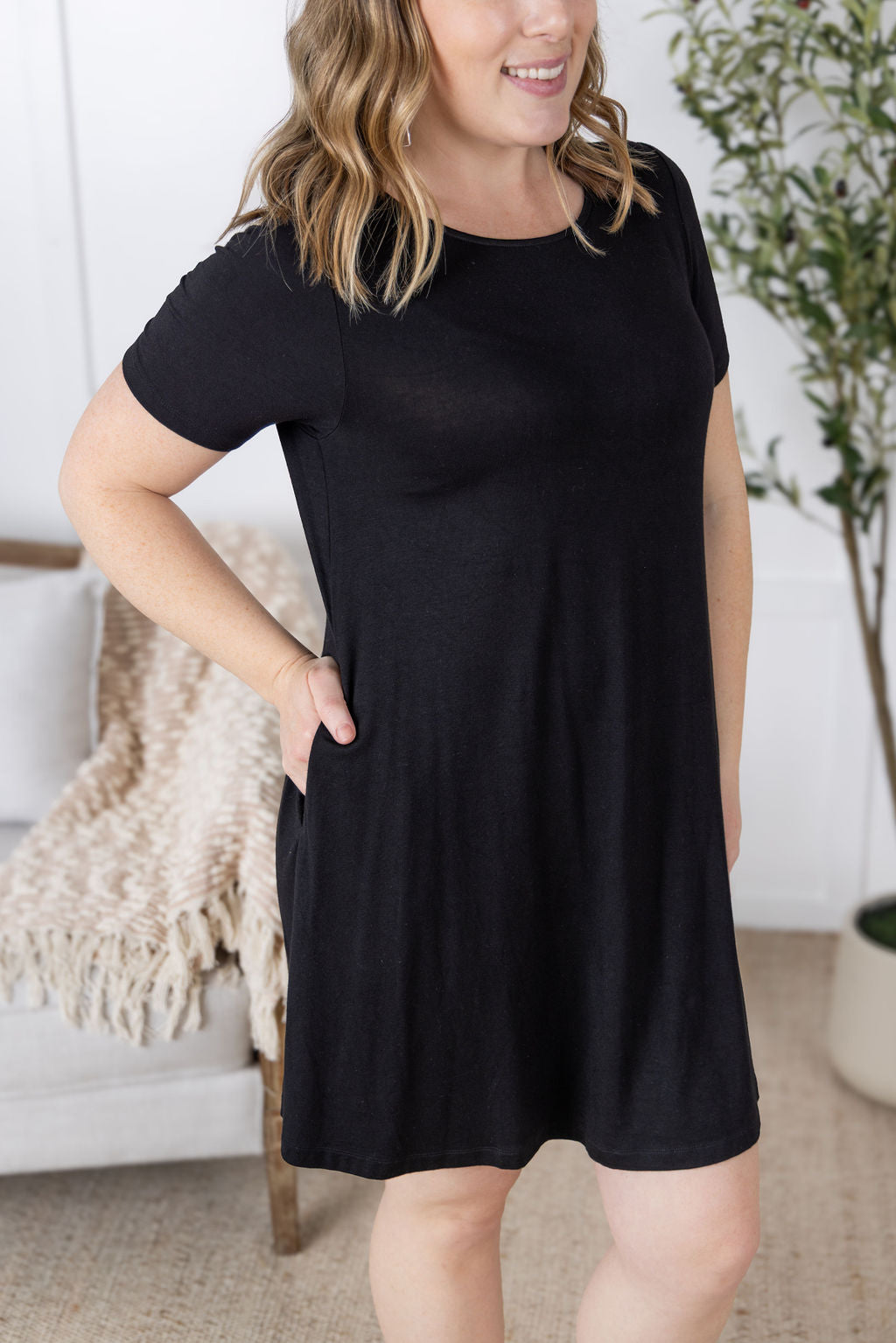 Roxy Swing Tunic Dress in Black
