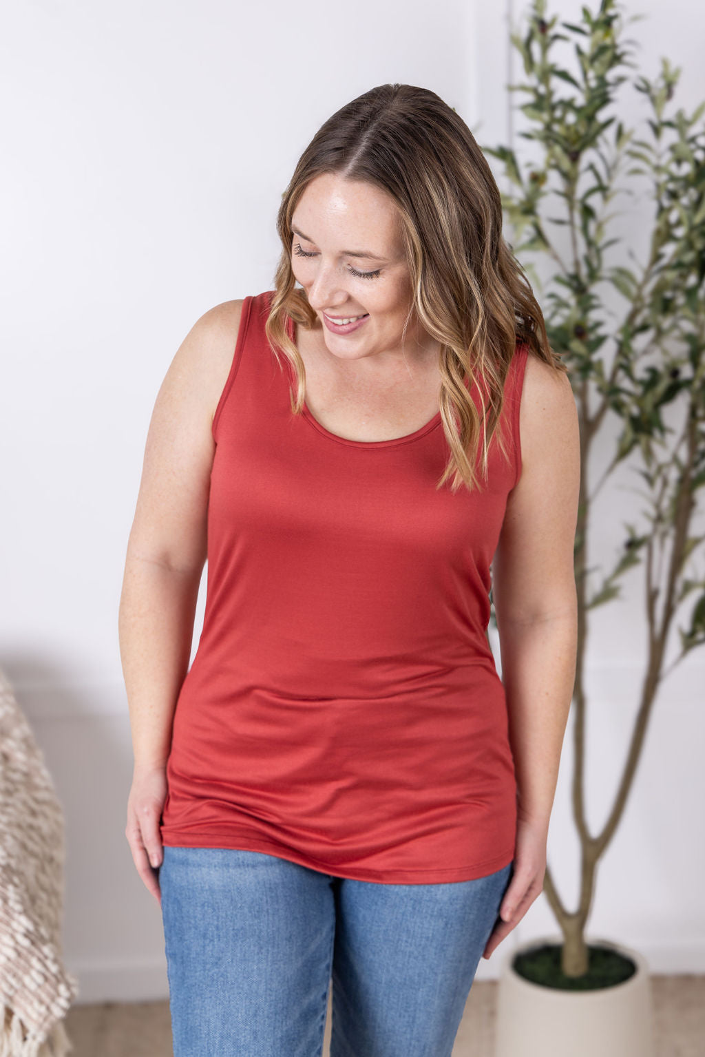 Luxe Crew Tank in Papaya