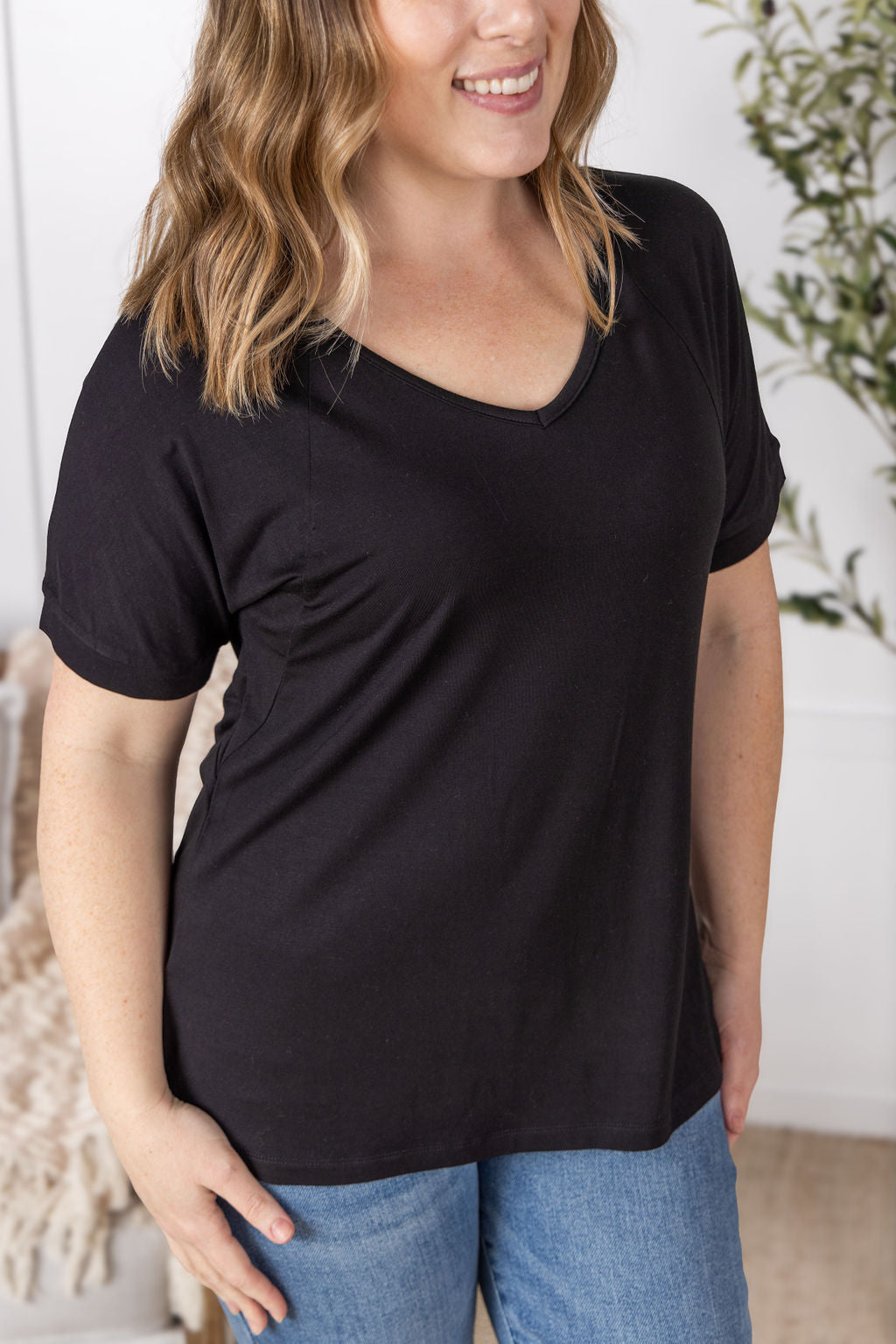 Bamboo V Neck Tee in Black
