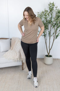 Women's Athleisure Leggings in Black