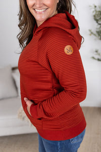 Tatum Textured Pullover Hoodie in Rust