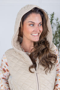 Heather Hooded Vest in Beige
