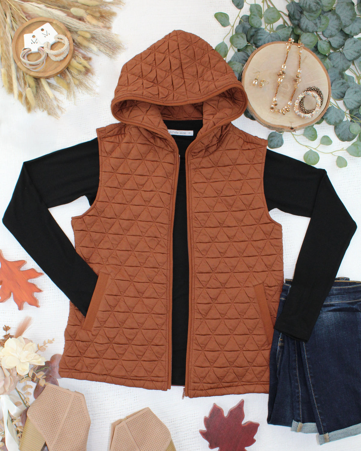 Heather Geometric Hooded Vest in Rust