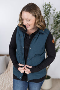 Remy Zip Up Vest in Teal