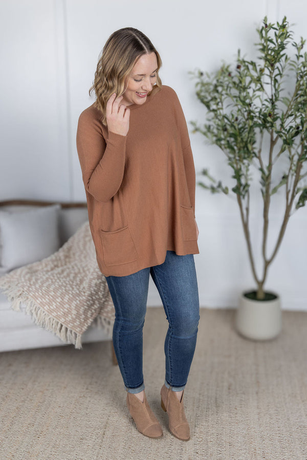 Naomi Pocket Sweater in Latte