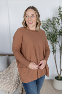 Naomi Pocket Sweater in Latte