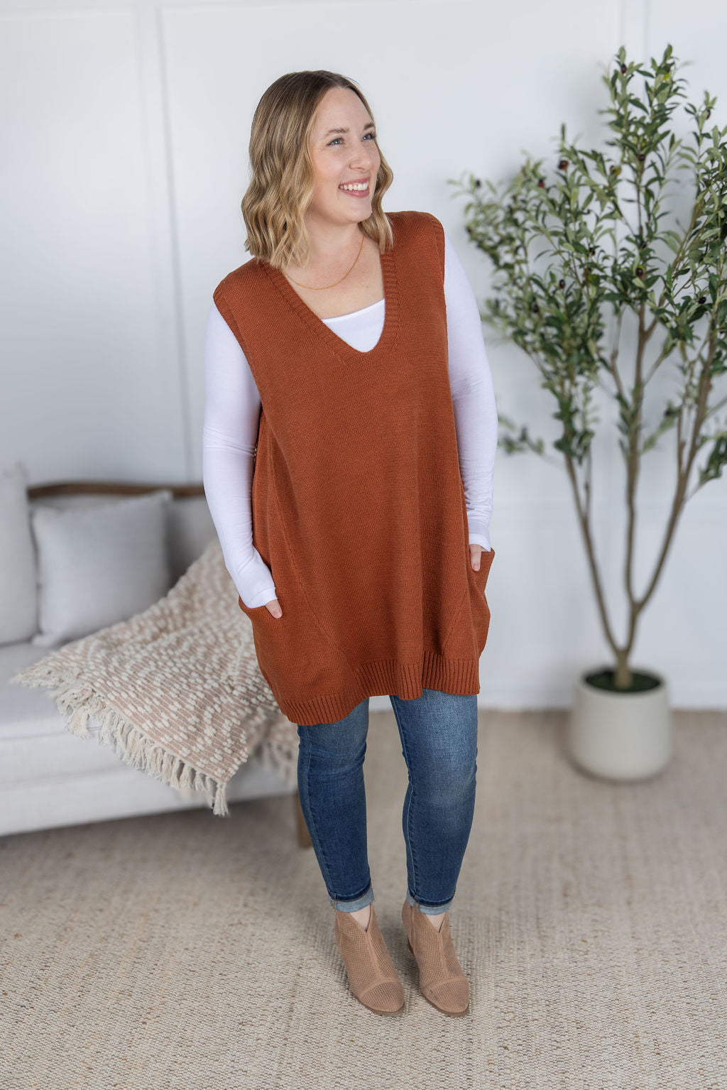 Tunic Sweater Vest in Rust