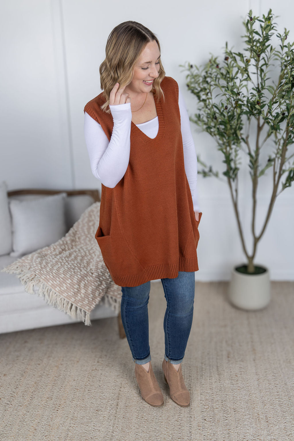 Tunic Sweater Vest in Rust