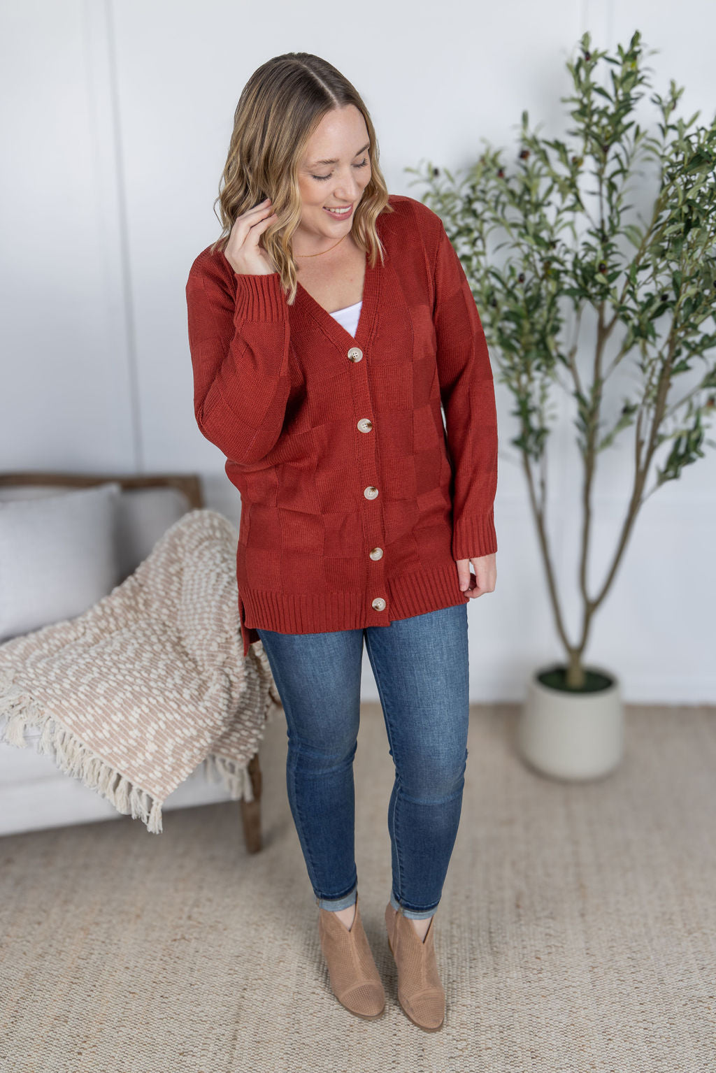 Chelsea Checkered Cardigan in Brick