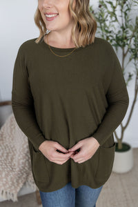 Naomi Pocket Sweater in Olive