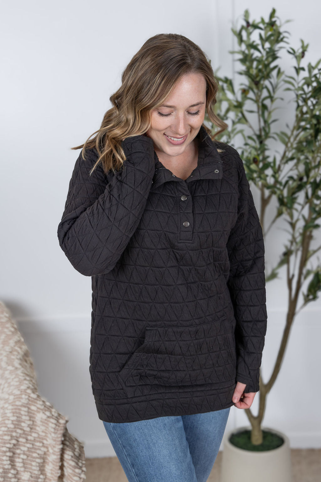 Geometric Button Snap Pullover in Black