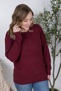 Corrine Ribbed Pullover Top in Burgundy