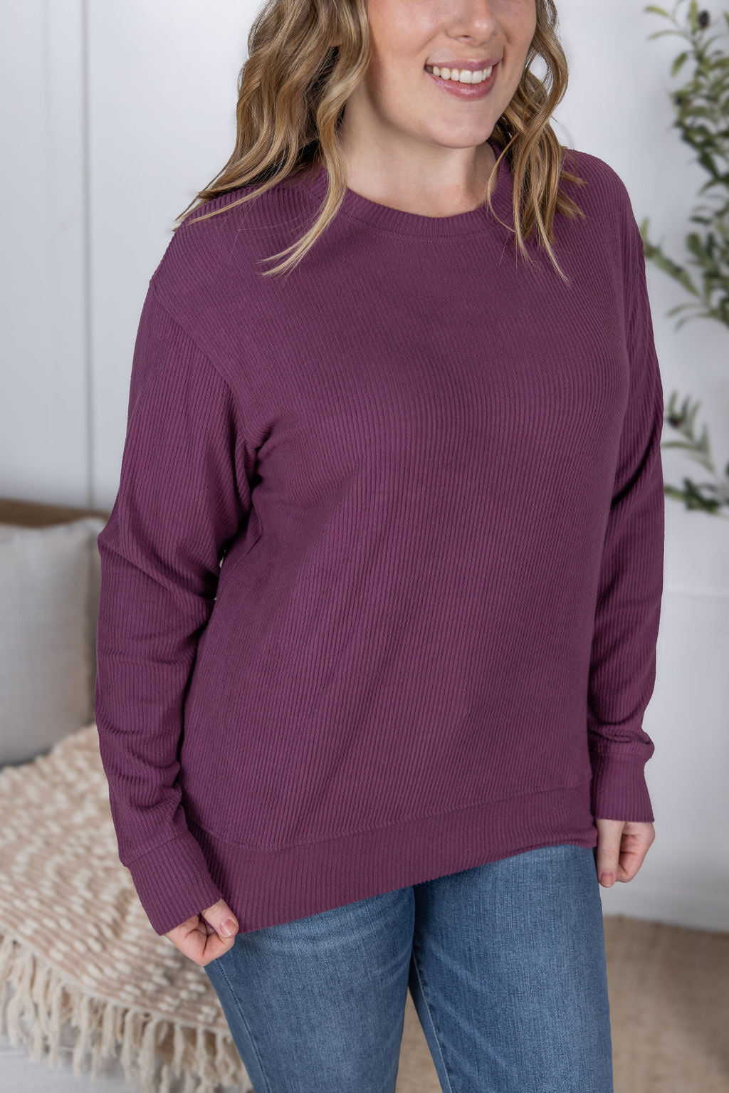 Corrine Ribbed Pullover Top in Plum