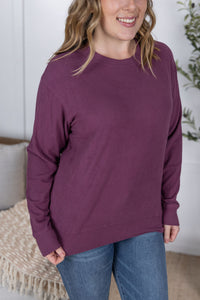 Corrine Ribbed Pullover Top in Plum