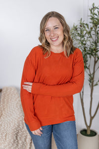 Corrine Ribbed Pullover Top in Pumpkin