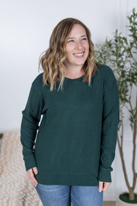 Corrine Ribbed Pullover Top in Hunter Green