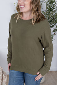 Corrine Ribbed Pullover Top in Olive