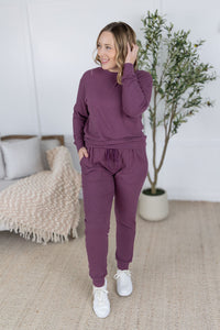 Corrine Joggers in Plum