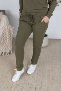 Corrine Joggers in Olive