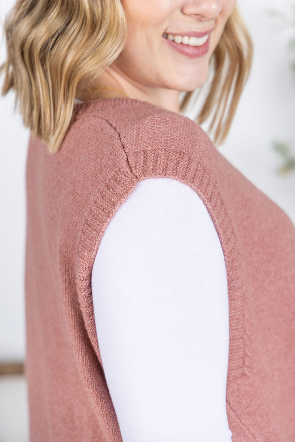 Tunic Sweater Vest in Rose