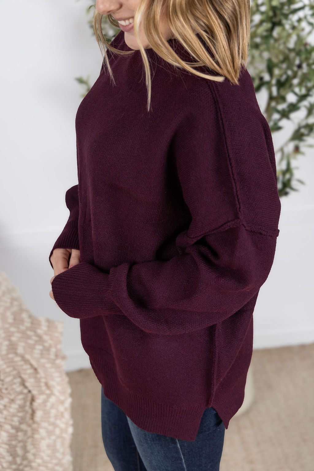 Aurora Cozy Sweater in Burgundy