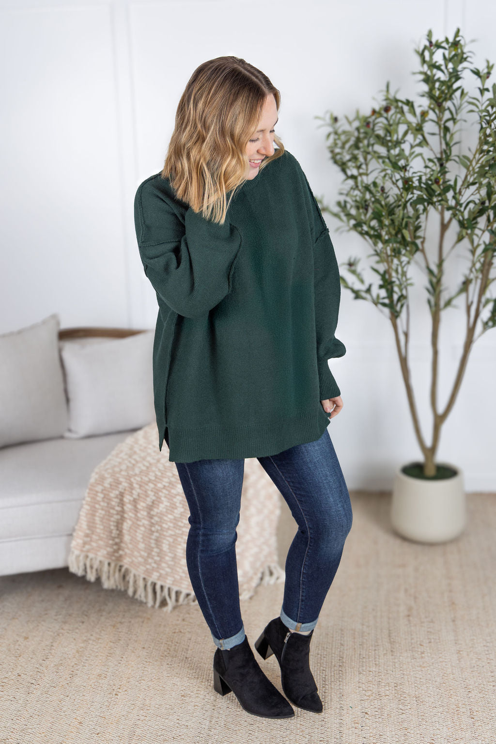 Aurora Cozy Sweater in Hunter Green