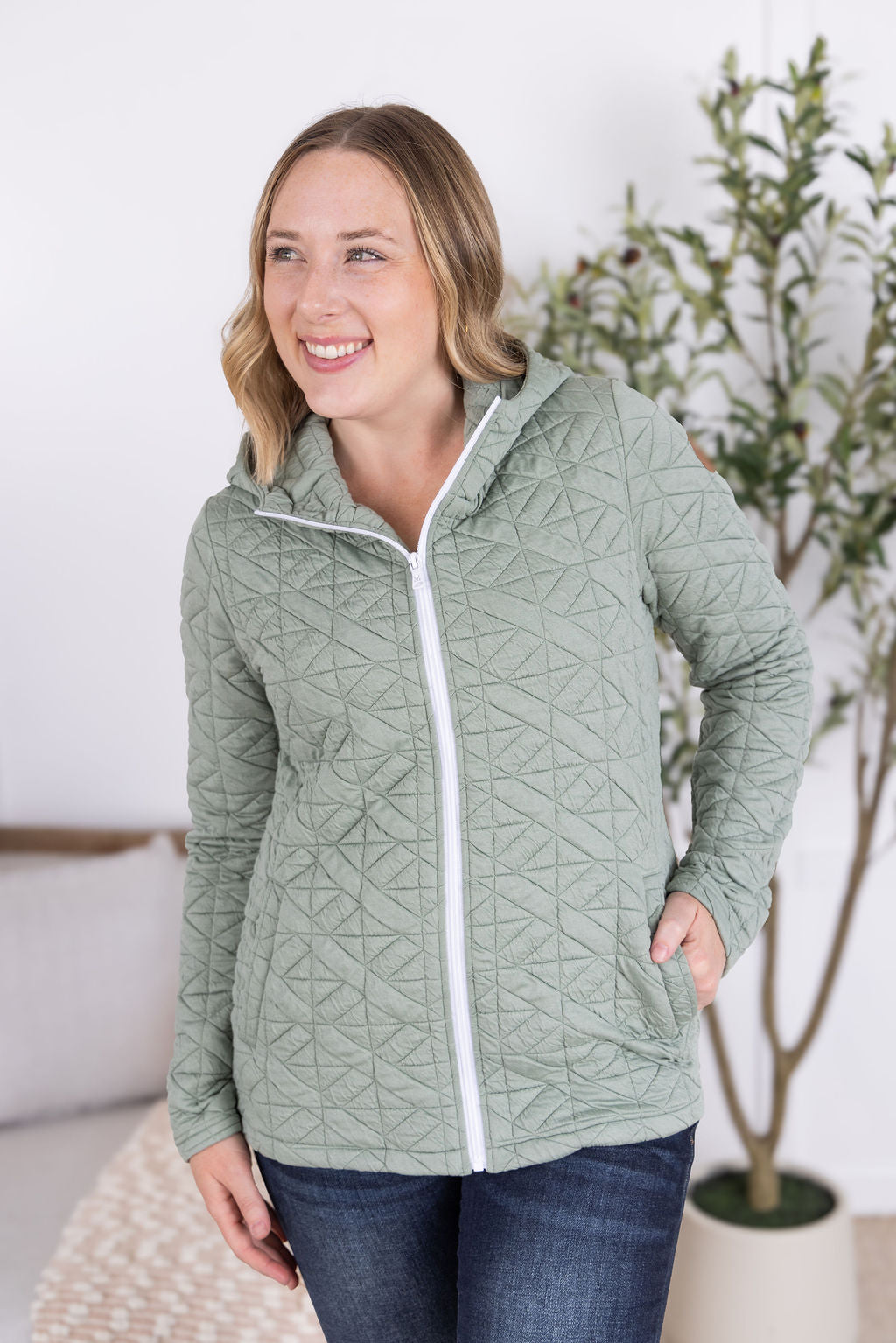 Geometric Fullzip Hoodie in Sage