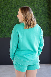 Vintage Wash Pullover in Caribbean Green