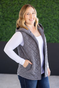 Heather Hooded Vest in Grey