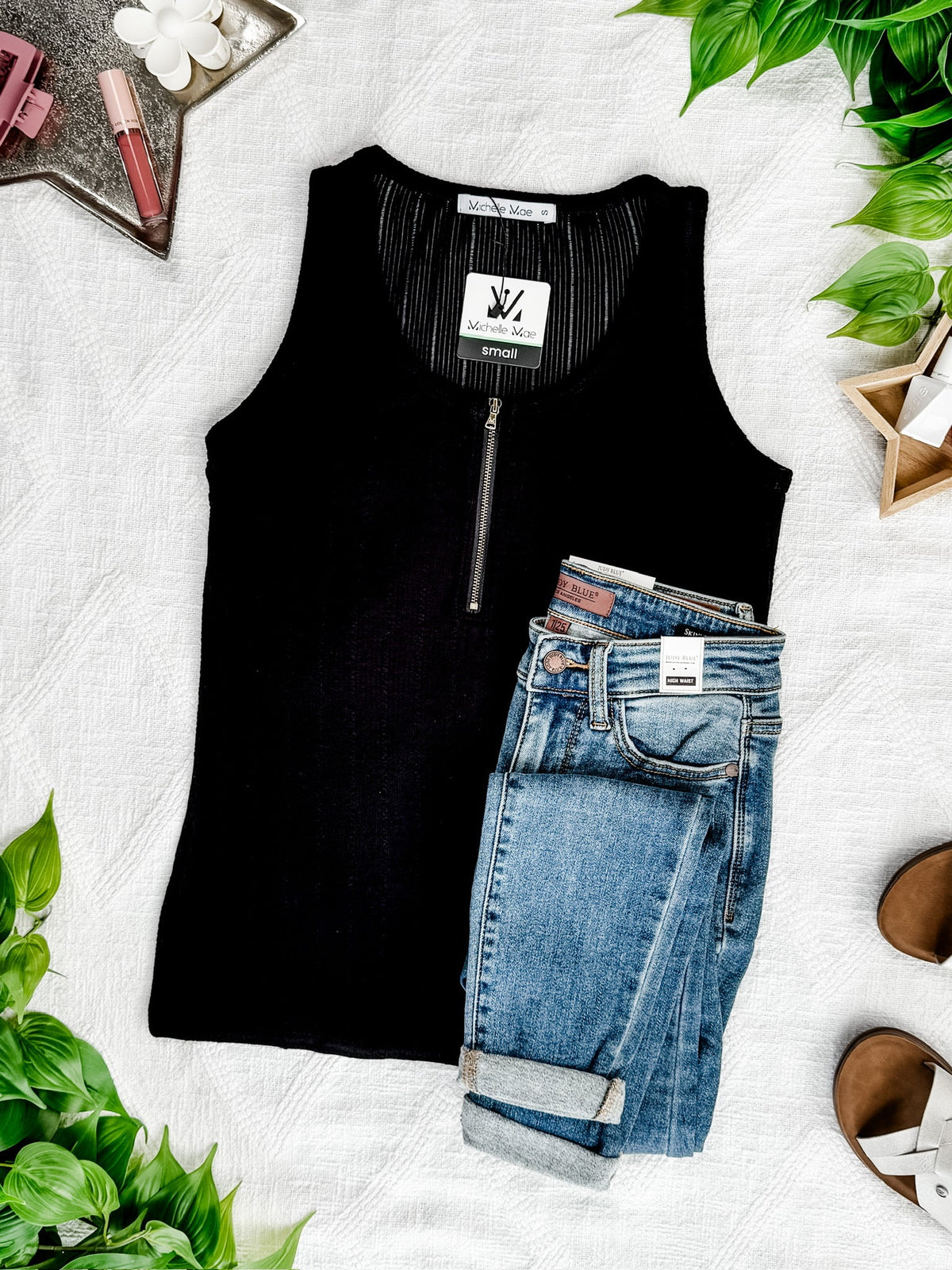 Mila Zipper Tank in Black