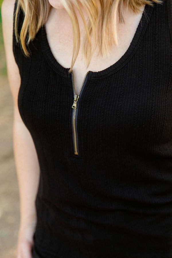 Mila Zipper Tank in Black