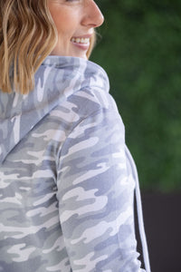 Hailey Pullover Hoodie in Camo