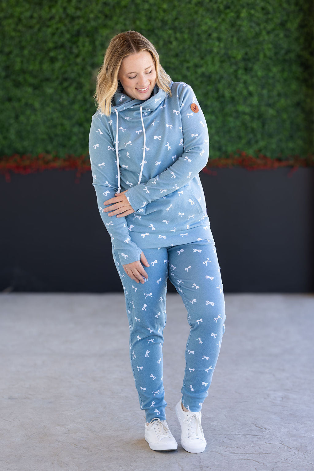 Classic Joggers in Teal Ribbons