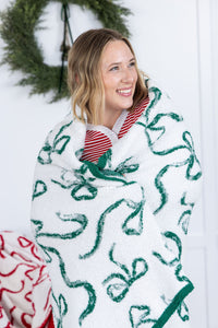 Plush and Fuzzy Blanket in White and Green Ribbons