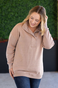 Jesse Vintage Wash Snap Pullover in Tan