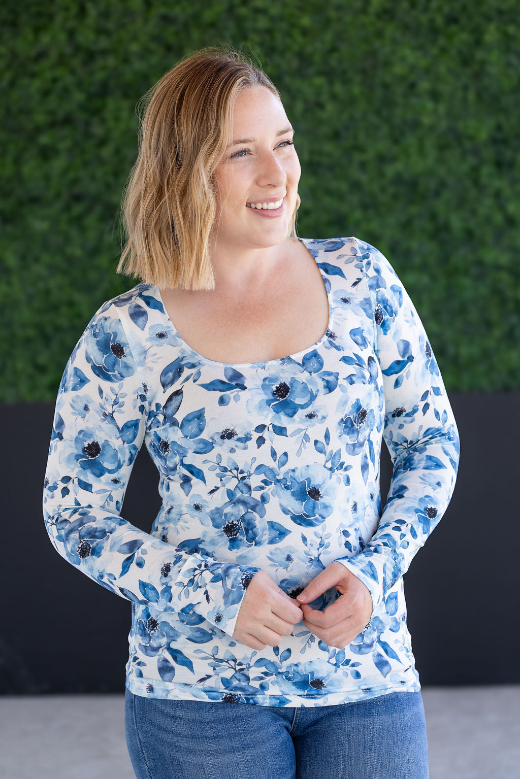 Alyssa Long Sleeve Top in Sapphire Floral