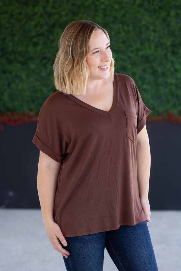 Sierra Pocket Top in Brown