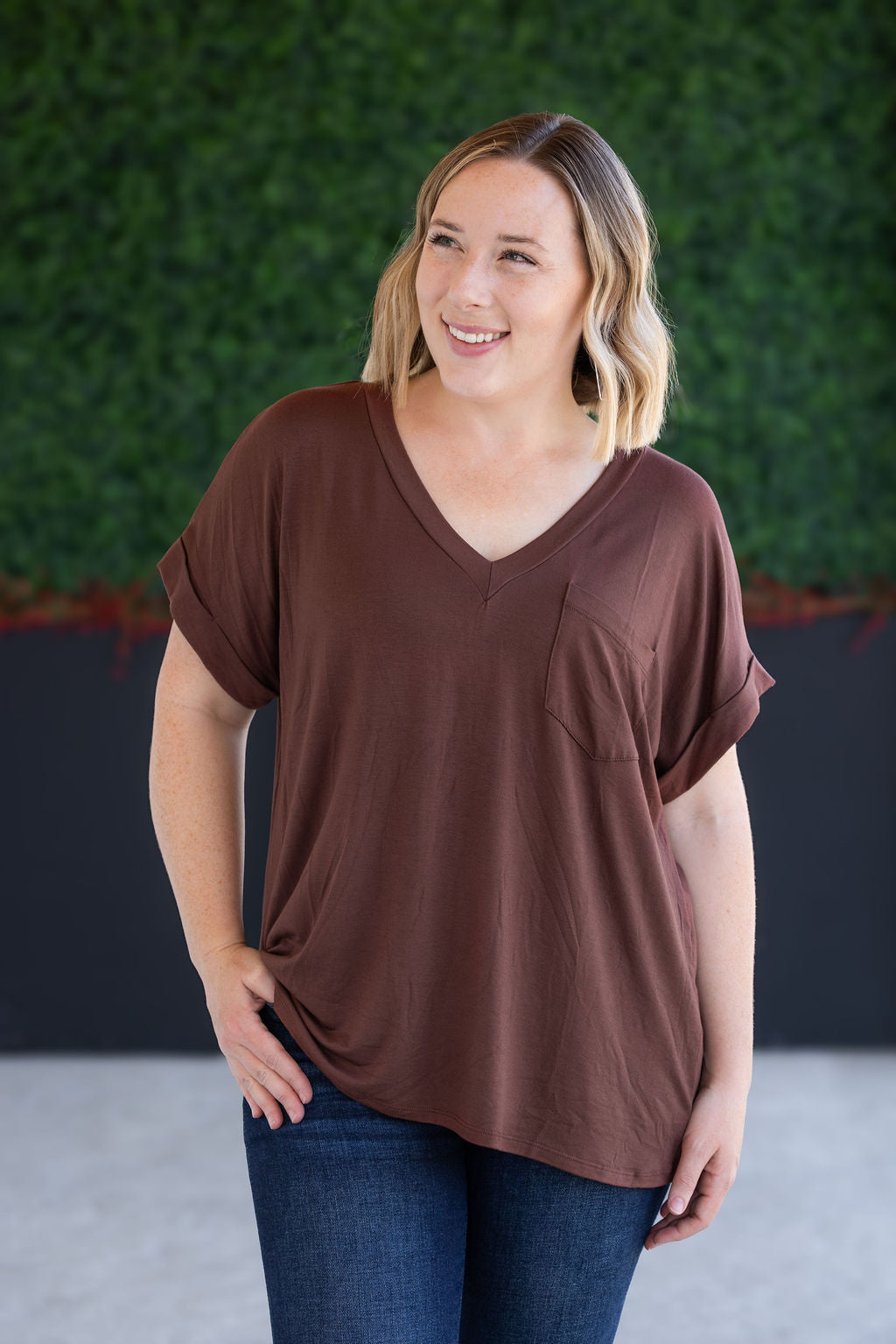Sierra Pocket Top in Brown