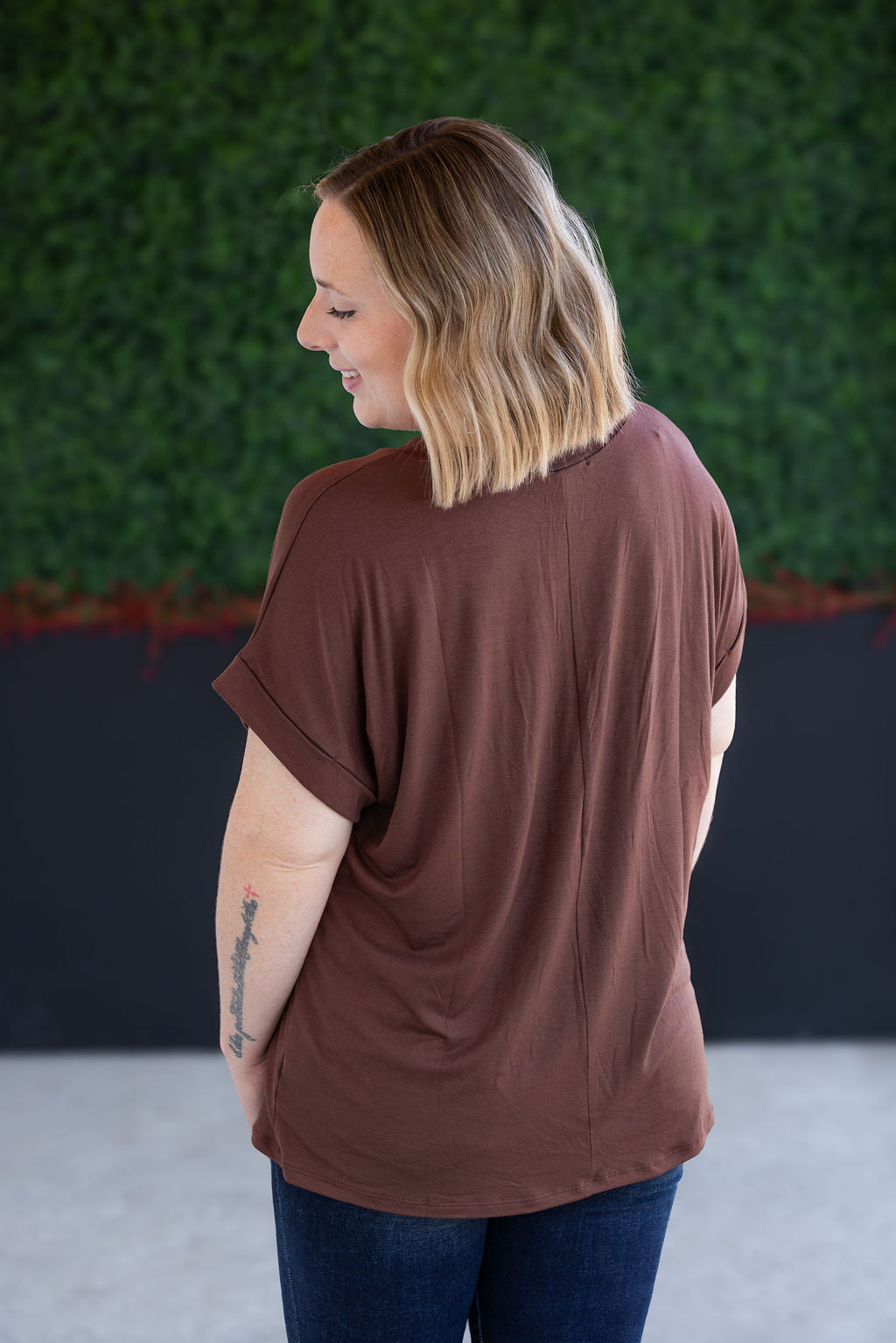 Sierra Pocket Top in Brown