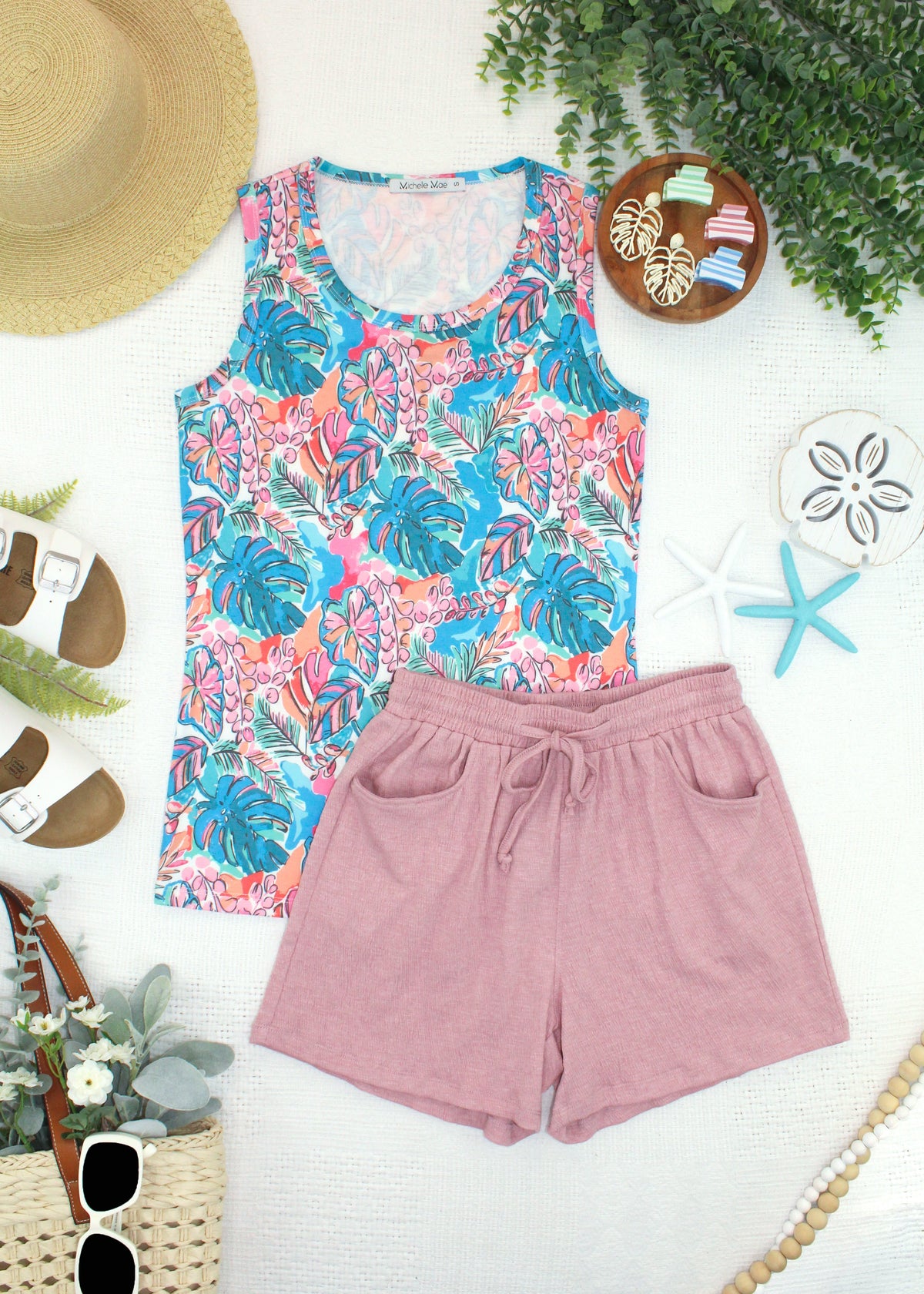 Ava Tank in Tropical Palm