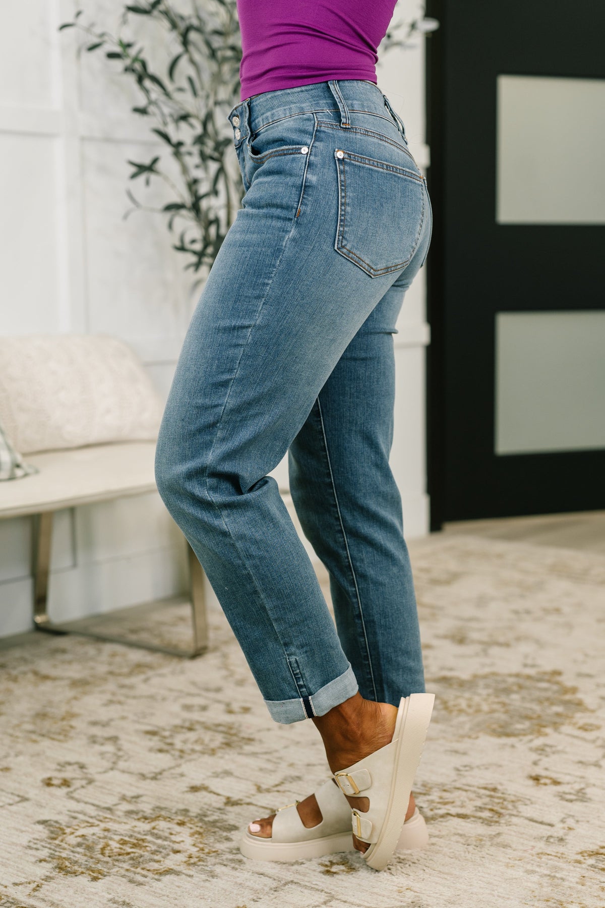 Judy Blue Mid Rise Cool Denim Boyfriend Jean