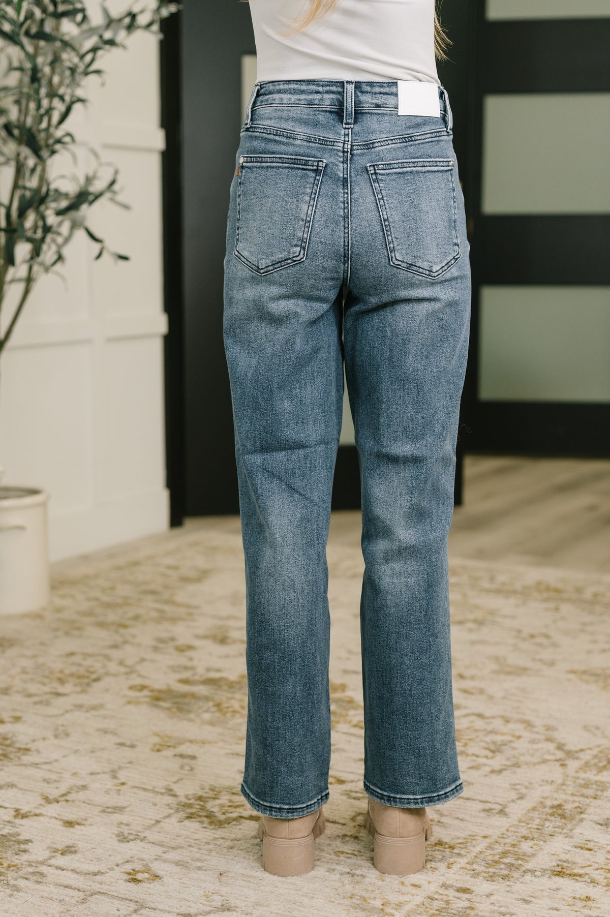 Judy Blue High Waist Straight Jean in Everyday Indigo
