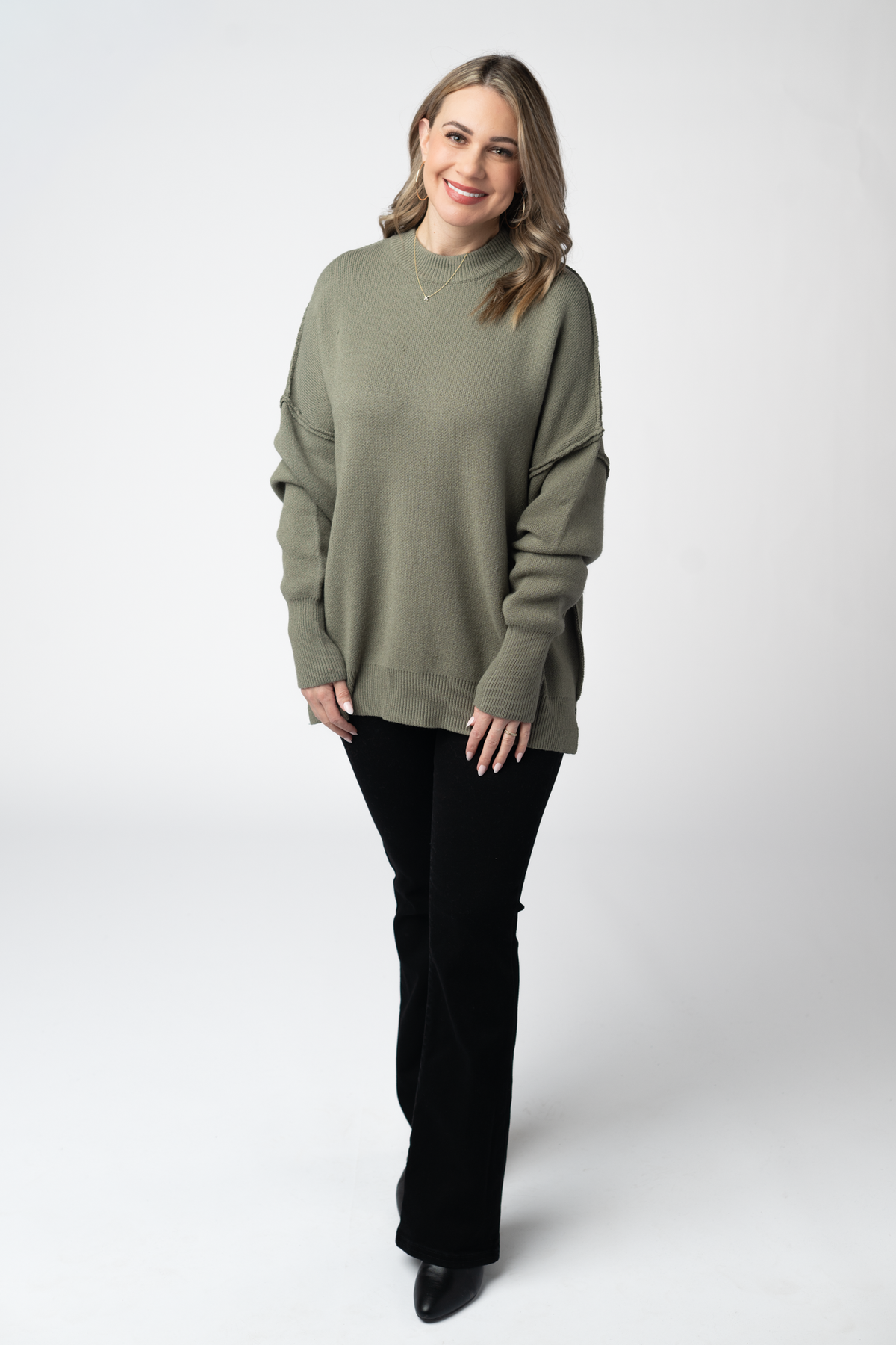 Aurora Cozy Sweater in Light Olive