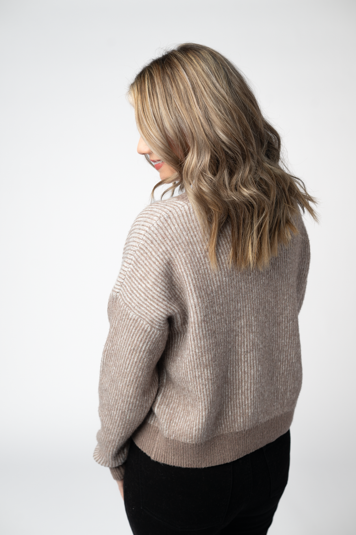 Josie Cozy Crew Sweater in Mocha