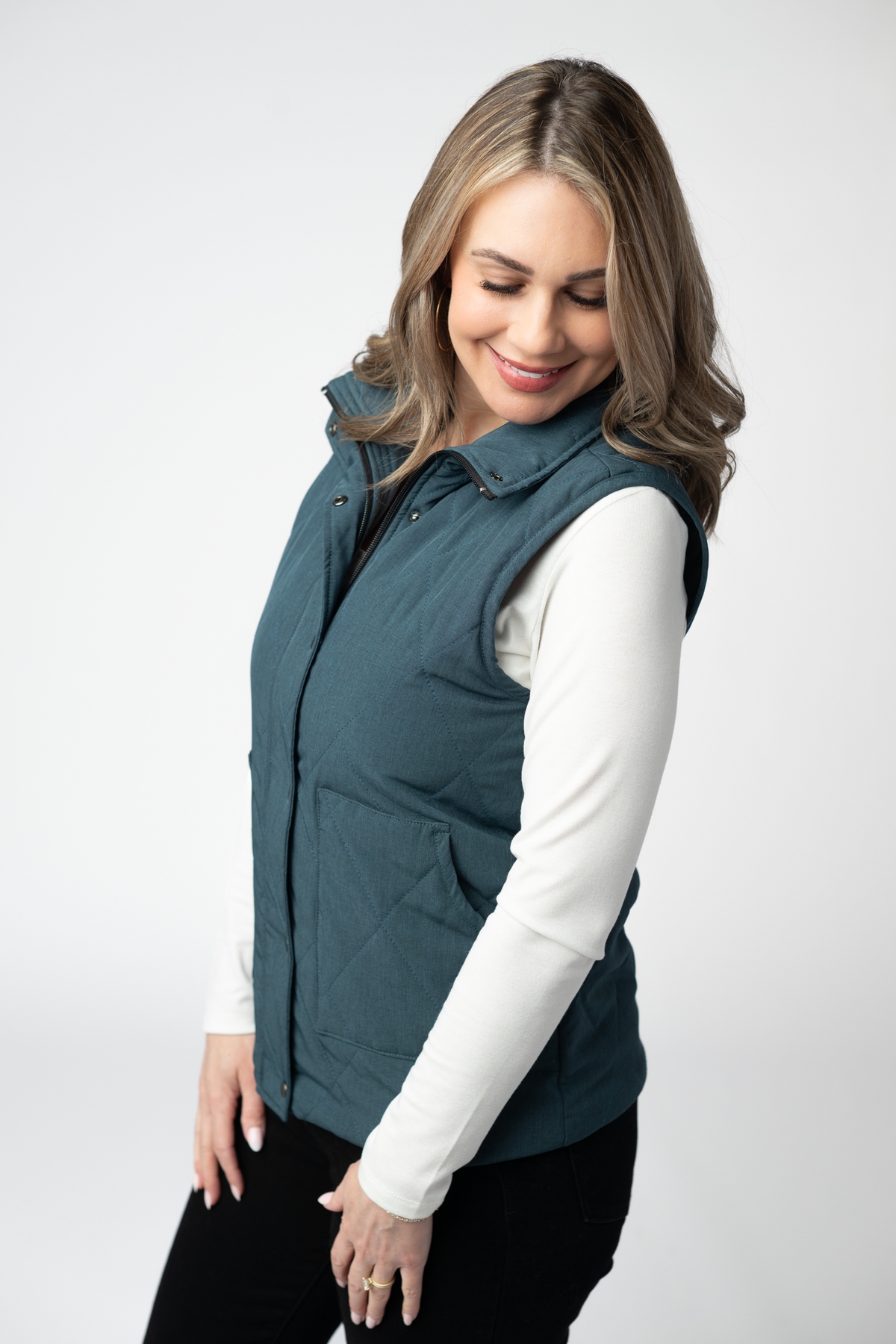 Remy Zip Up Vest in Teal